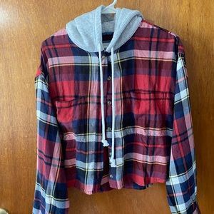 American Eagle cropped flannel
